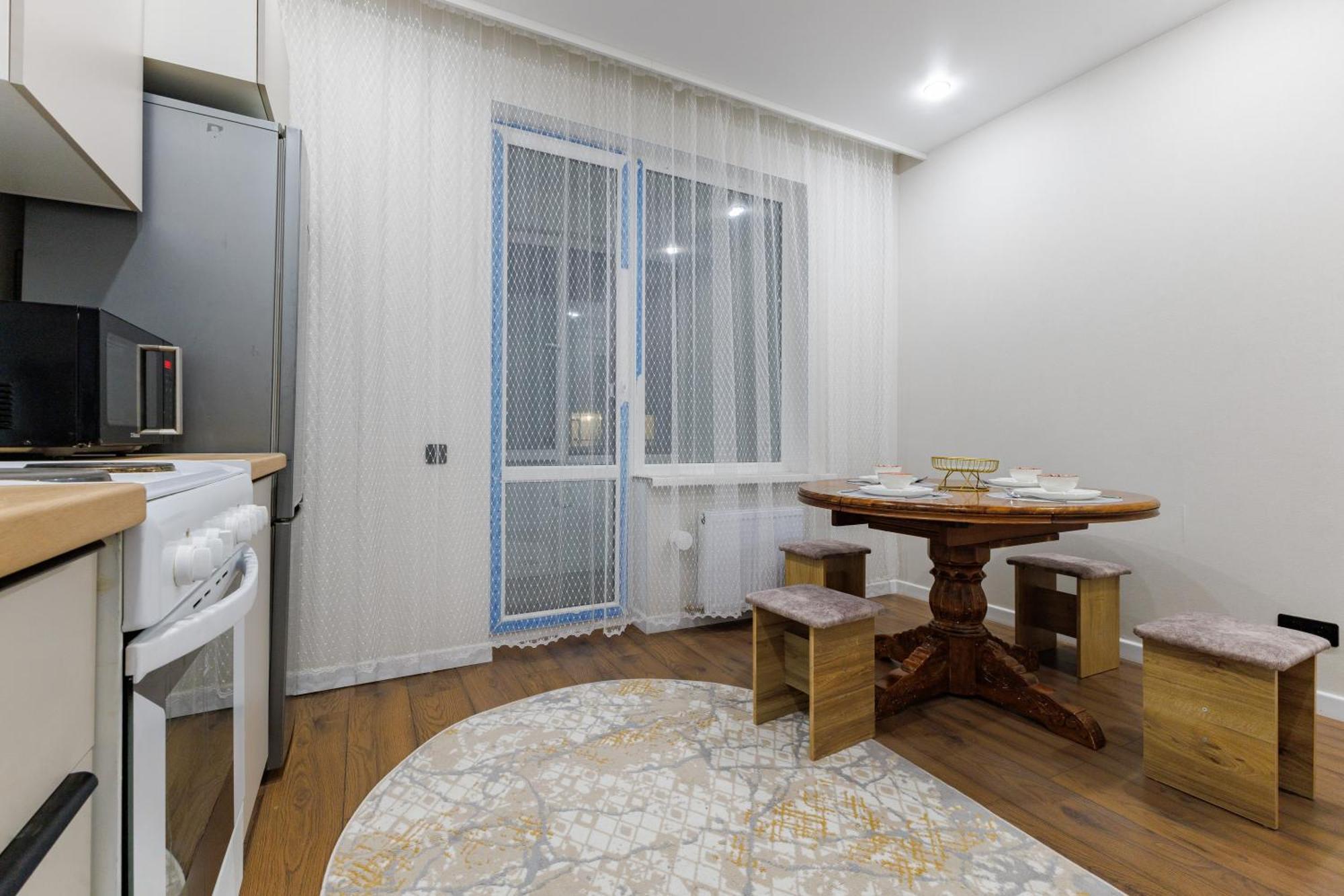 2 х комнатные барыс и арена ботанический сад Apartment Nur-Sultan (Astana)